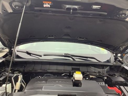 Used 2024 Nissan Pathfinder SL w/ SL Premium Package AWD/4WD image 11