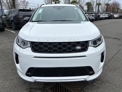 New 2025 Land Rover Discovery Sport S image 9
