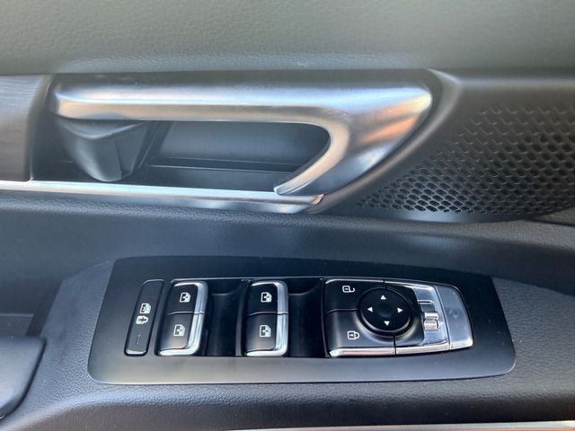 Used 2024 Kia Telluride EX X-Line AWD/4WD image 7