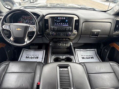 Used 2018 Chevrolet Silverado 1500 High Country image 10