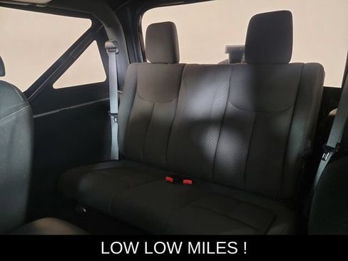 Used 2016 Jeep Wrangler Sport AWD/4WD image 15