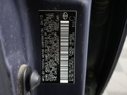 Used 2013 Toyota Prius Prime Plug-In Hybrid FWD image 39