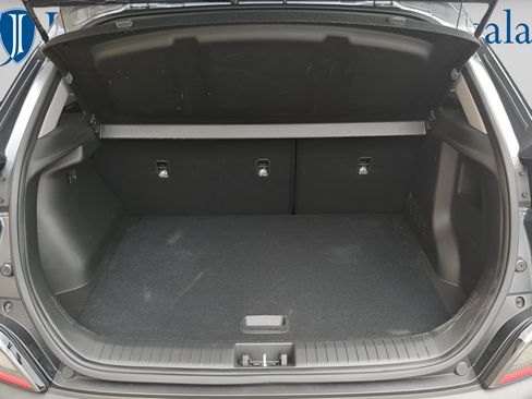 Certified 2022 Hyundai Kona SEL FWD image 23