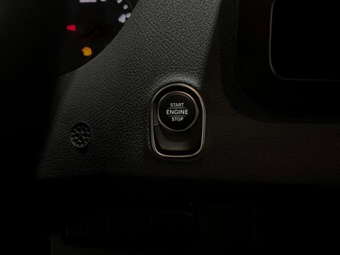 Used 2021 Mercedes-Benz Sprinter 2500 image 14