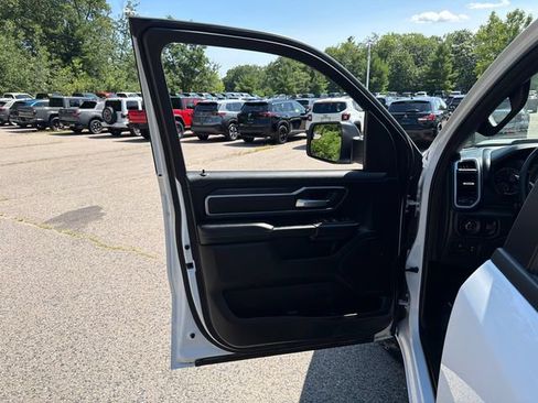 Used 2023 RAM 1500 Big Horn AWD/4WD image 22