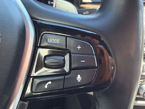 Used 2018 BMW 530i xDrive w/ Premium Package AWD/4WD image 11