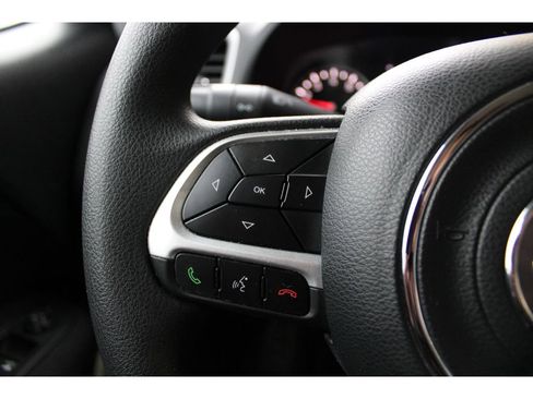 Used 2019 Jeep Renegade Sport image 23