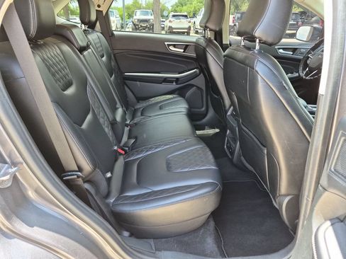 Used 2023 Ford Edge Titanium AWD/4WD image 22