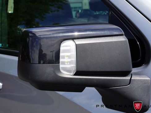 Used 2024 GMC Sierra 1500 AT4 w/ AT4 Premium Package AWD/4WD image 5