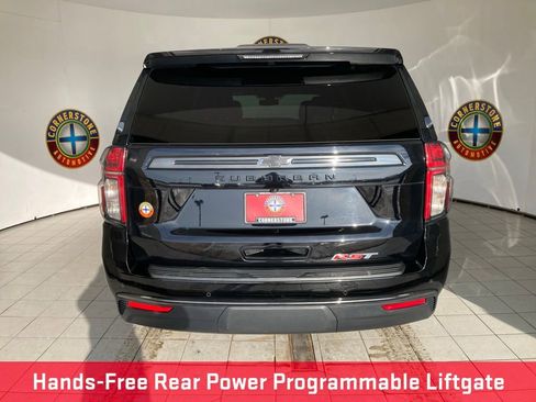 Used 2022 Chevrolet Suburban RST w/ Luxury Package image 24