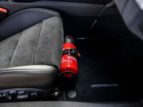 Used 2014 Porsche 911 GT3 w/ Sound Package Plus RWD image 47
