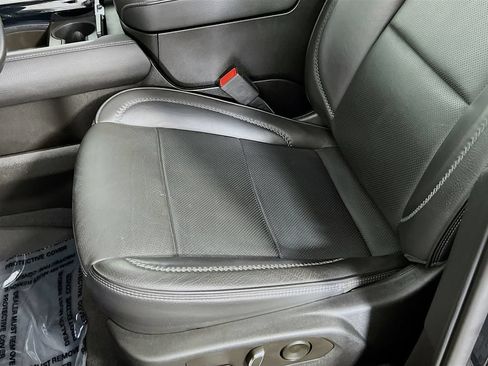 Certified 2023 GMC Yukon XL Denali AWD/4WD image 19