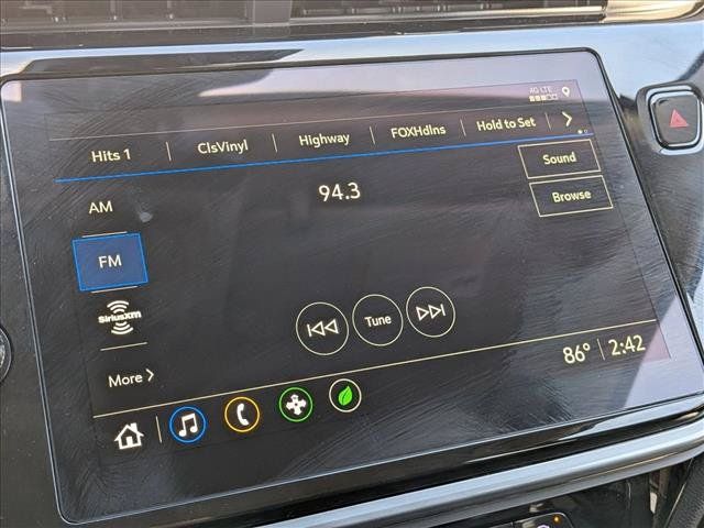 Used 2023 Chevrolet Bolt EUV Premier FWD image 13