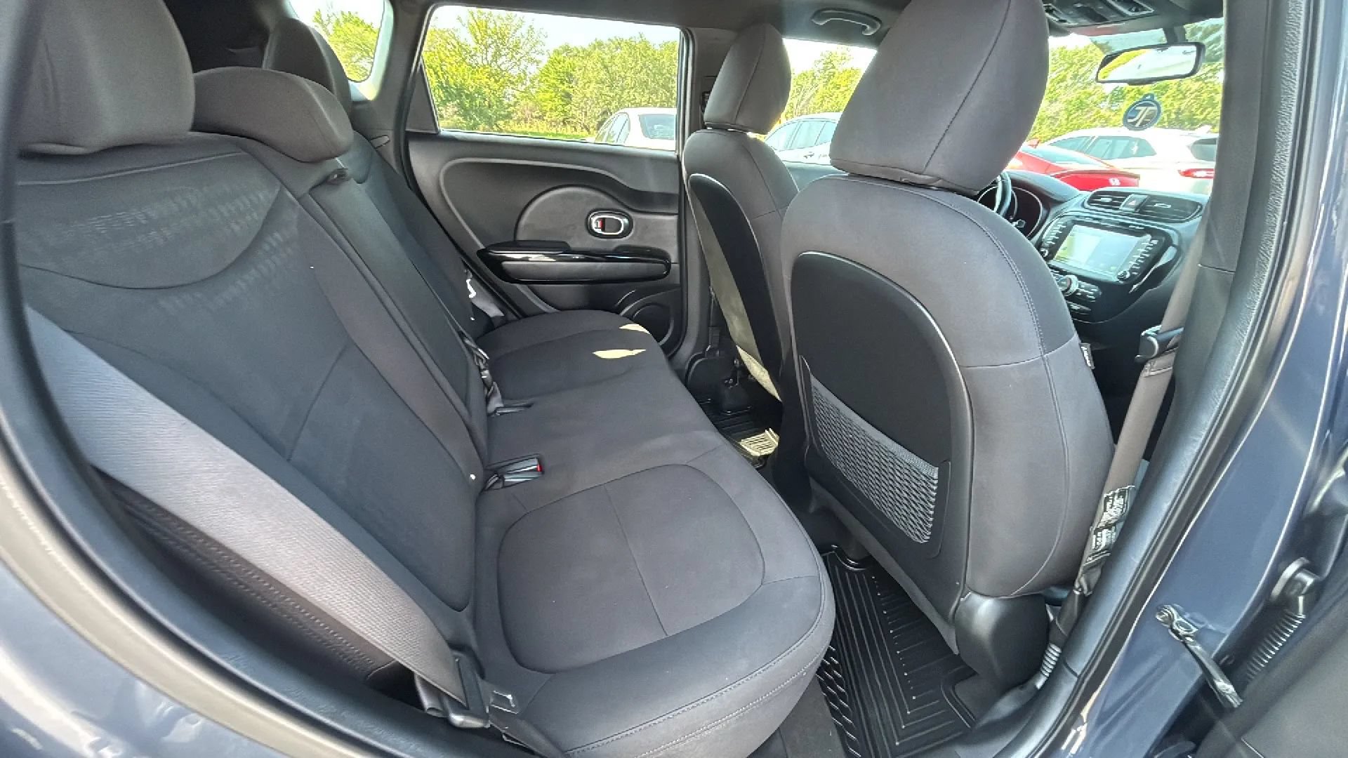 Used 2015 Kia Soul ! w/ Sun & Sound Package FWD image 29