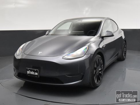 Used 2022 Tesla Model Y Performance image 45