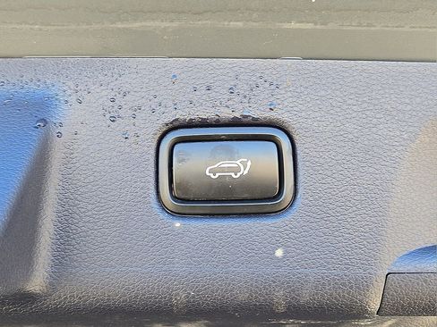 Used 2024 Hyundai Palisade Limited image 14