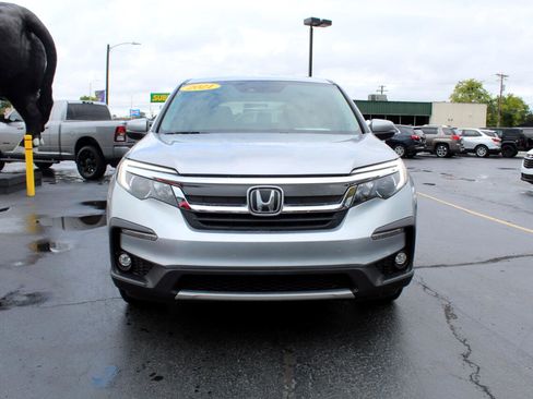 Used 2021 Honda Pilot EX image 2