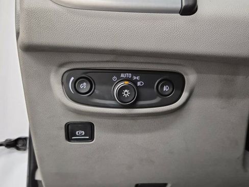 Used 2020 GMC Terrain SLT w/ Preferred Package image 24