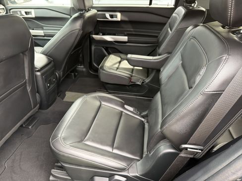 Used 2023 Ford Explorer XLT w/ Equipment Group 202A AWD/4WD image 24