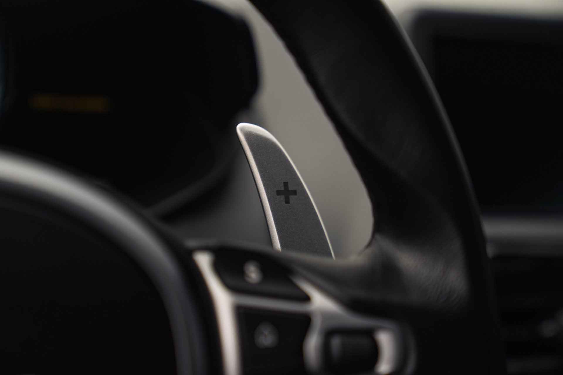 Used 2019 Aston Martin V8 Vantage Coupe RWD image 27