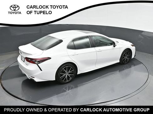 Used 2024 Toyota Camry SE w/ Convenience Package FWD image 29