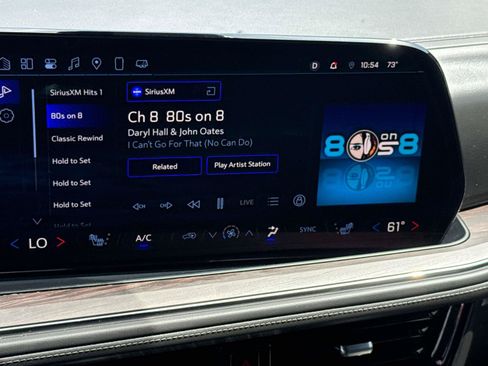 Used 2025 Chevrolet Suburban Z71 AWD/4WD image 19