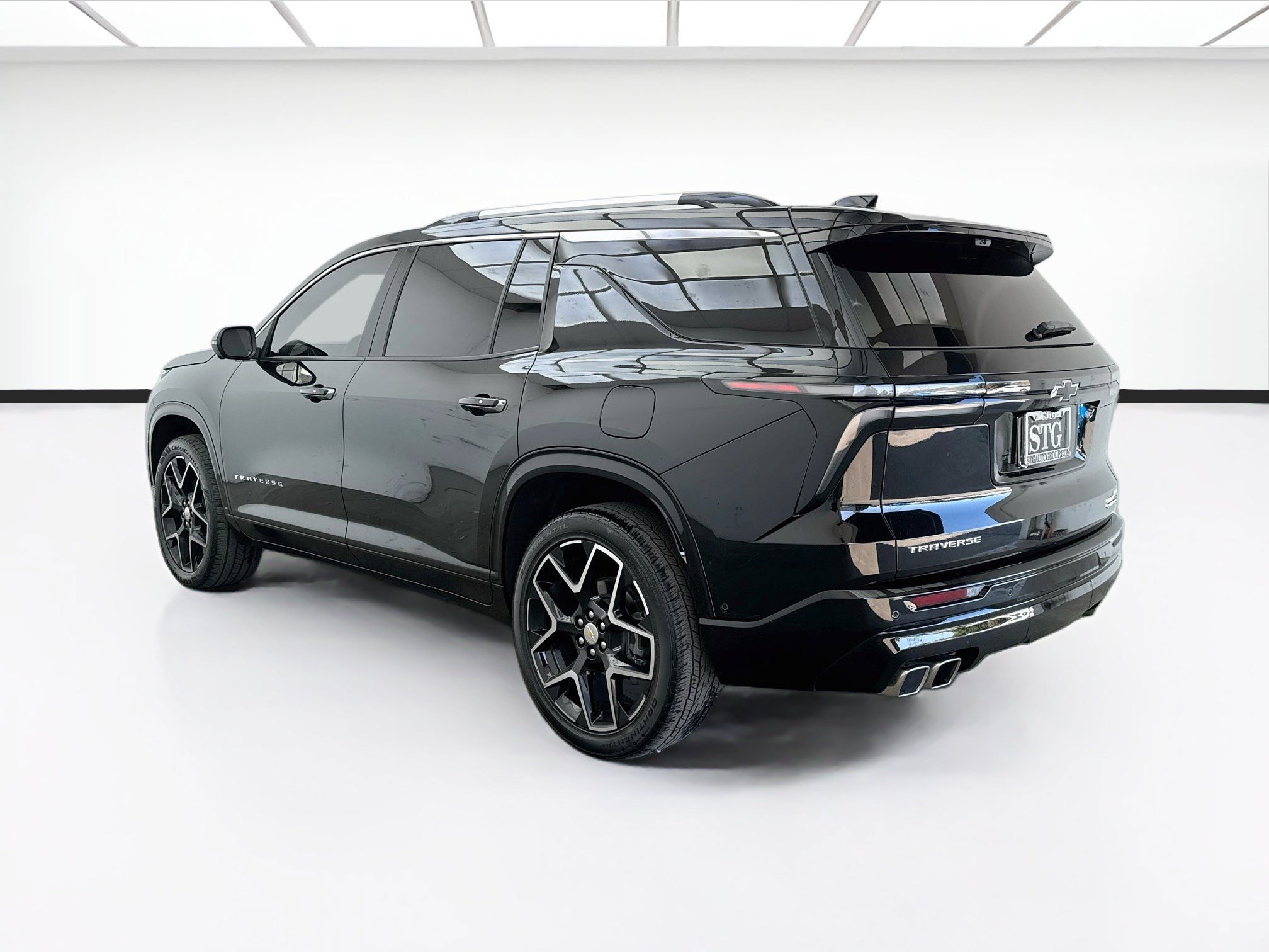 Used 2025 Chevrolet Traverse High Country FWD image 6