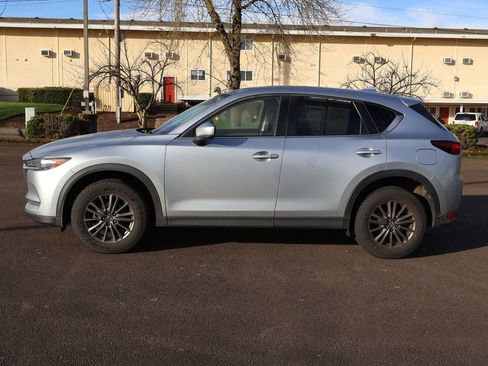 Used 2020 MAZDA CX-5 Touring image 3