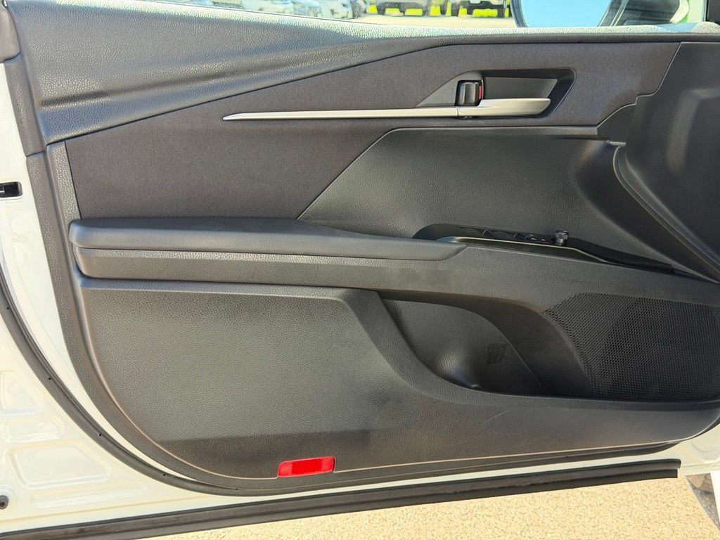 Used 2025 Toyota Camry LE FWD image 21