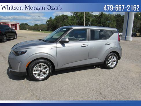 Used 2023 Kia Soul LX w/ Option Group 015 image 4