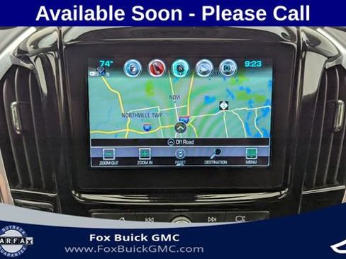 Used 2019 Chevrolet Traverse LT w/ LT Premium Package AWD/4WD image 16
