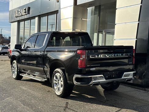 Used 2023 Chevrolet Silverado 1500 LTZ w/ Z71 Off-Road Package image 4