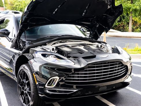 Used 2021 Aston Martin DBX AWD/4WD image 53