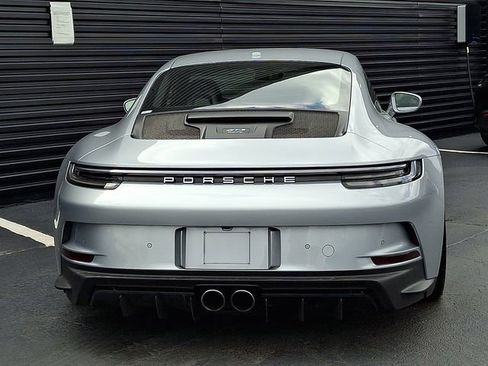 Certified 2022 Porsche 911 GT3 RWD image 6