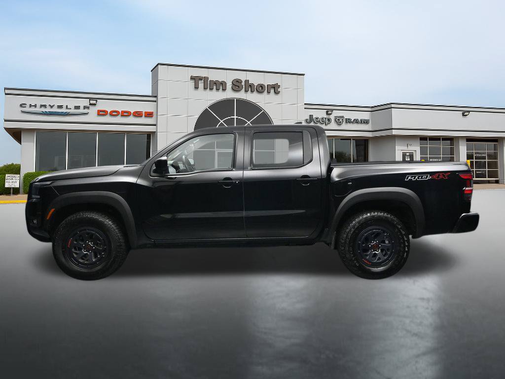 Used 2026 Nissan Frontier PRO-4X AWD/4WD image 2