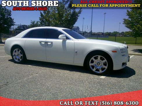 Used 2013 Rolls-Royce Ghost RWD image 2