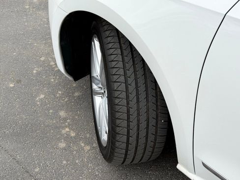 Used 2014 Volkswagen Passat 1.8T SEL Premium image 14