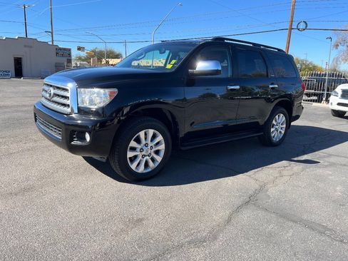 Used 2012 Toyota Sequoia Platinum image 10