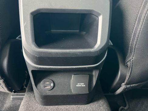 Used 2024 Ford Ranger Lariat w/ Trailer Tow Package image 33