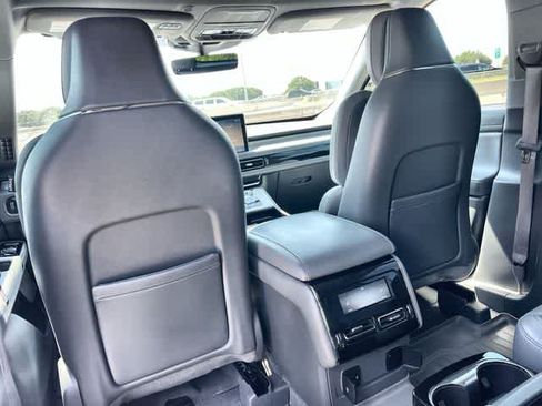 Used 2020 Lincoln Aviator Reserve w/ Equipment Group 202A AWD/4WD image 13