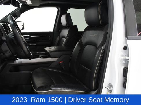 Used 2023 RAM 1500 Laramie AWD/4WD image 18