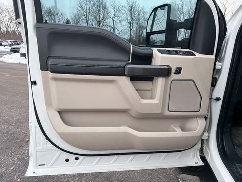 Used 2020 Ford F250 Limited w/ FX4 Off-Road Package image 19