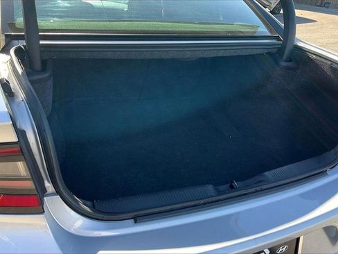 Used 2023 Dodge Charger SXT image 12