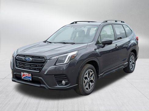 Used 2023 Subaru Forester Premium AWD/4WD image 3