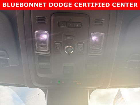 Used 2024 Chevrolet Suburban LT w/ Luxury Package RWD image 28