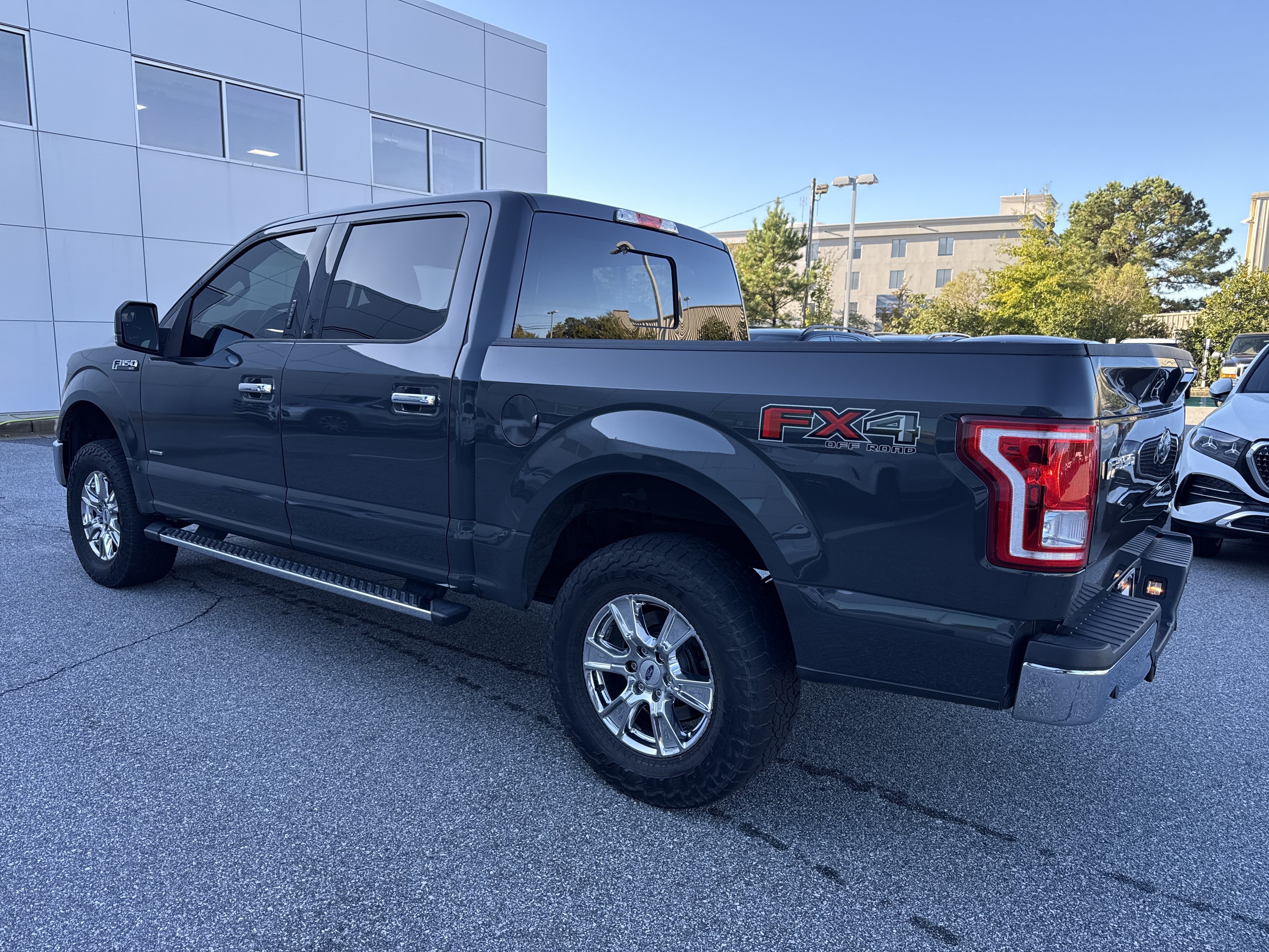 Used 2017 Ford F150 XLT w/ Equipment Group 302A Luxury AWD/4WD image 3