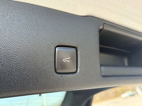 Used 2022 Ford Escape SEL AWD/4WD image 14