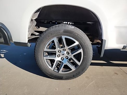 Used 2020 Chevrolet Silverado 1500 Custom Trail Boss w/ Custom Convenience Package image 19