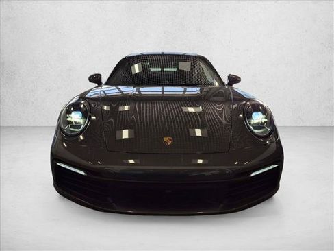 Used 2022 Porsche 911 Carrera RWD image 2