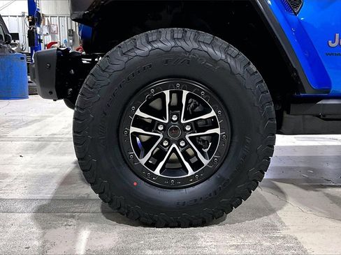 New 2026 Jeep Wrangler Unlimited Rubicon image 12